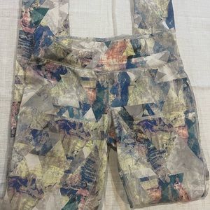 Mossimo Multi color leggings size medium